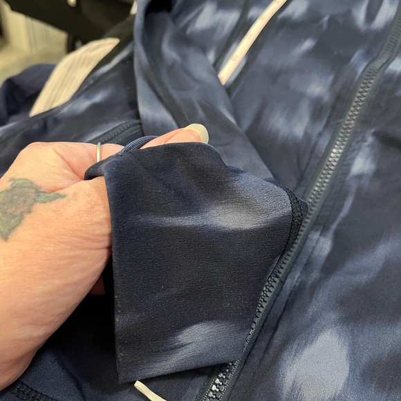 ๐๐ฎ๐ถ๐ซ๐ฎ๐ป'๐ผ ๐๐ช๐ป๐ด ๐ฉ๐ฎ๐ท ๐๐๐ฝ๐ฒ๐ฟ๐ฎ ๐๐ช๐๐ด๐ฎ๐ฝ ๐ฒ๐ท ๐๐ช๐ฟ๐ - Picture 9 of 9